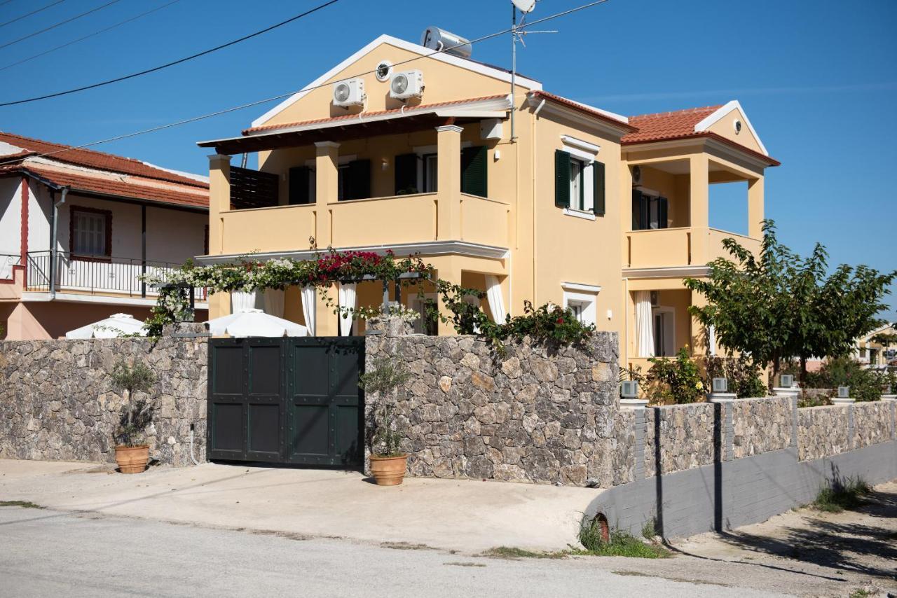 Casa Dell Amore Petrití Extérieur photo